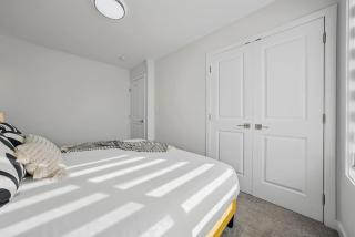 3BHK, Garage Parking, 2 Living room, Self check in - 5