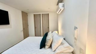 5 Starts Apartment in Cartagena Old City & Beach steps away - 4