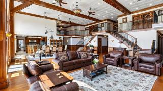 The Lake Ellis Lodge by AvantStay - 4