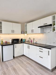 Veronika Apartments - 3
