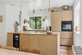 Modernised 70S Cottage In Forest Near Beach - 1