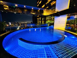 SweetStays in Poblacion Makati - 1