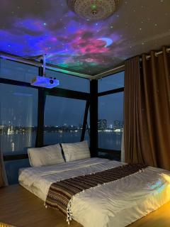 AHA Homestay Lake View Ho Tay - 5