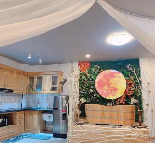AHA Homestay Lake View Ho Tay - 3