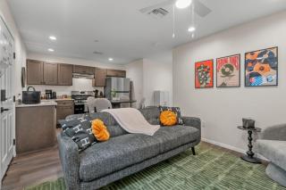 Barrio Flat at Hoff & Co Off 4th Ave - 8