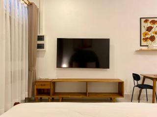 Sathiti Cafe & Bed, 100 mt from Sihom Night Market - 1