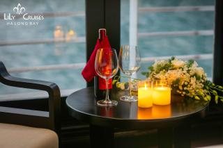 Lily Cruise - Hạ Long - 3