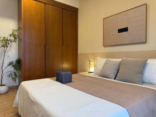 Stylish Japandi Style Apartment in Heart of City - 2