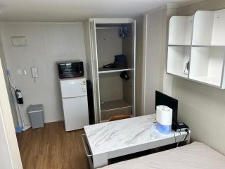 B 무료주차, 옥상정원 at 홍대, 연남, 연세대학교, 경복궁 - 7