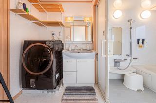 Home Story in Tokyo 西新井一棟貸しBBR15広々リビングルーム&東京屋語 - 2