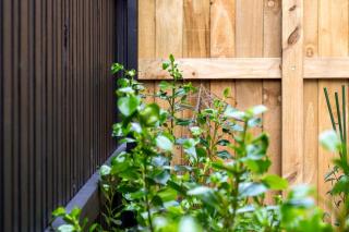Colombo St Retreat with Garage - Ideal For Long Stays - 8