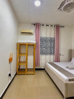 Private apartment near the city - 2
