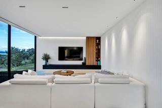 Asgard Luxury Escape - 1