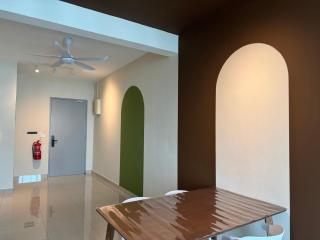 Mapel Residence - Cozy Retreat for Family Stay - 7