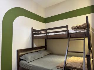 Mapel Residence - Cozy Retreat for Family Stay - 3
