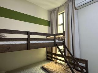 Mapel Residence - Cozy Retreat for Family Stay - 2