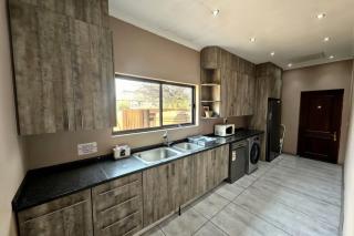 Zebula Bush Lodge 47 - 9