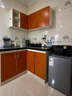 1BDM Aptmt Free Wifi,TV, NETFLIX,FRIDGE,KITCHEN-busy area - 8