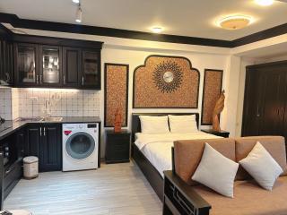 AHA Homestay Lake View Ho Tay - 9