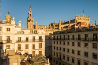 Welldone Cathedral Suites - Sevilla - 8