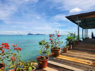 Bigfin water bungalow - 9