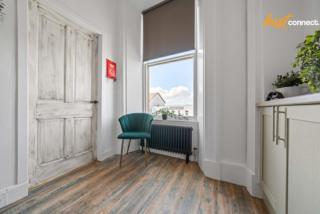 Modern 2 Bed Sleep 4 In Gourock - 6