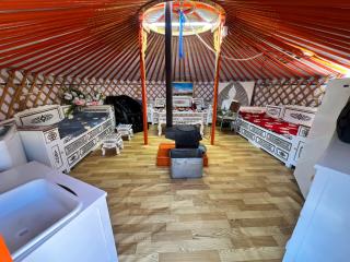 Zavkhan Traditional Ger Stay - 6