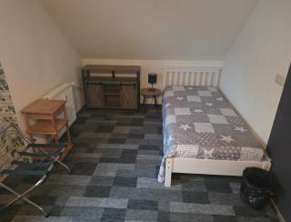Gäste- und Monteurwohnung im DG in Osterburg mit AC - 6
