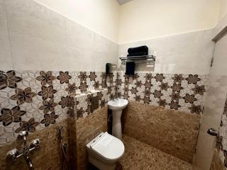 DEEYA Home Stay - A Luxury Family Guest House - 8