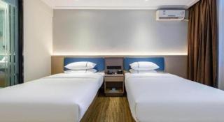 City Comfort Inn Nanning Normal University Mingxiu Metro Station - Nanning - 1