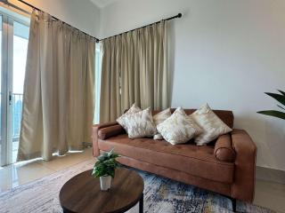 Modern & Cozy Retreat - Near Shops Cafes and Fun - 7