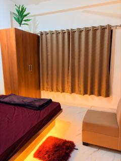 The ivory house - 5
