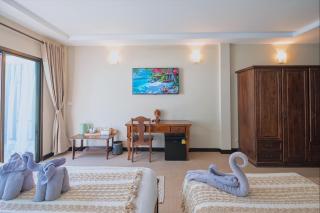 Cabana House Patong Beach - 9