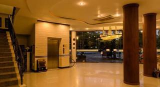 Phonethip Plaza Hotel - 1