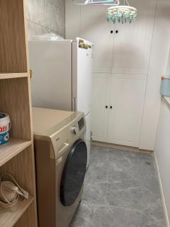 Yi Du Home with City View - Family Suite 500m to Nanjing West Rd Near People's Square -Credit Cards Accepted - 3