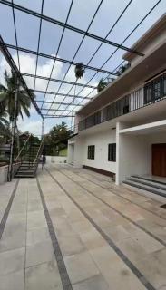 Midway suites - 4