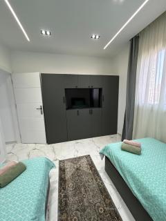 Endless Summer - 2BR Apartment - 2nd Floor - 1