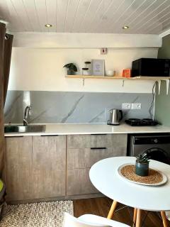 Sunset Hide Away 8B - 6
