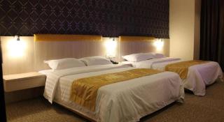 Clover Hotel - 4