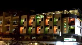 Place2Stay @ RH Plaza Hotel - 5