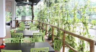 Peach Hill Hotel & Cafe - 7