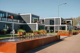 Hotel Biesbosch - 0