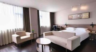 Jinjiang Inn Select Urumqi Midong Avenue - 2