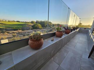 Golf View Apartment - 3