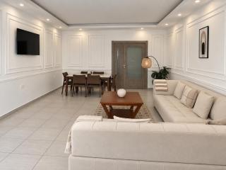 Spacieux 3 chambres au Boulevard des Lions - Oran - 3