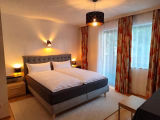 Bronte Haus - 1