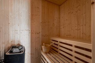 House with Lake Views Sauna & Fireplace - 6