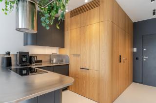 Sokolska Towers Studio 92 by BookingHost - 8