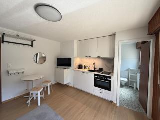 Lovely studio in the heart of the city, with parking and balcony - 4