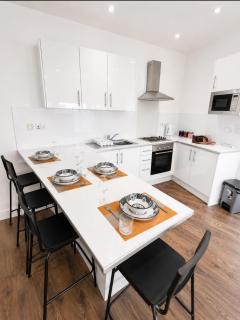 Two bedroom two bathroom at Croydon city center - 5
